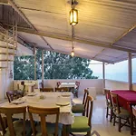 Oyo Flagship Hotel Silver Nest