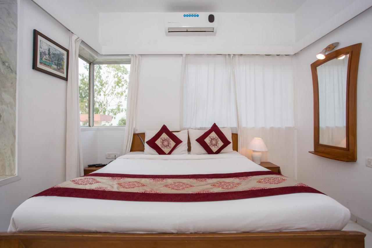 Hotel Oyo Flagship Silver Nest 3*