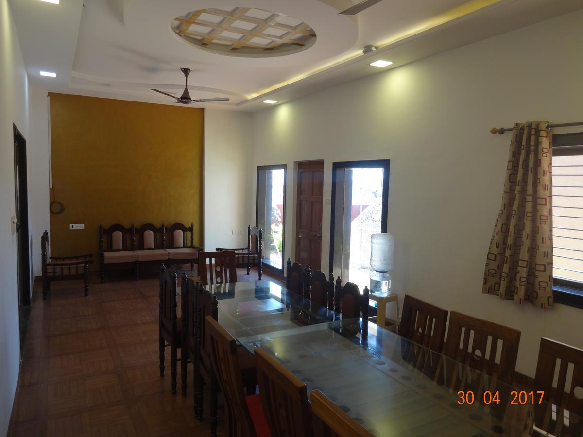 Guest house Malhar