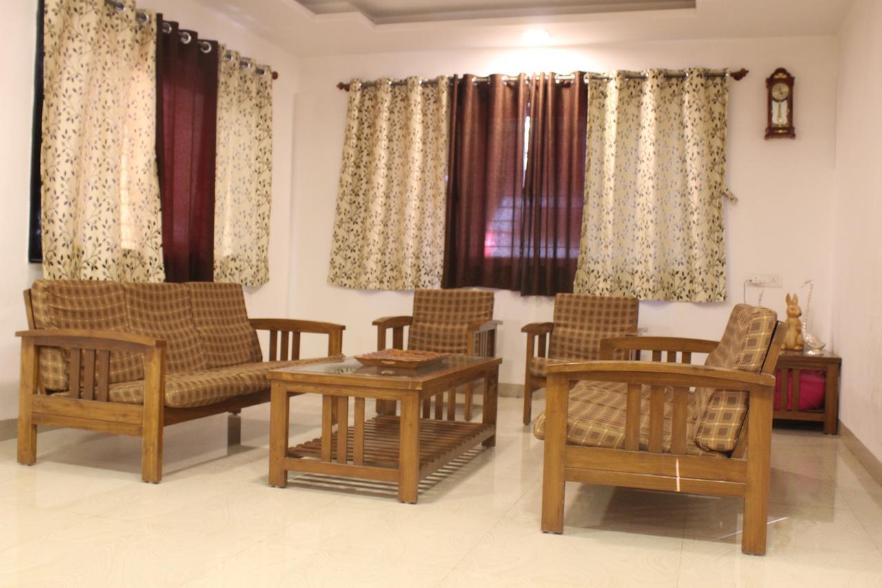 Guest house Malhar