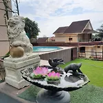Ratan Villa