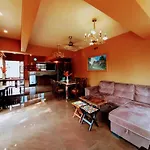 West Vally Villa - Casa West