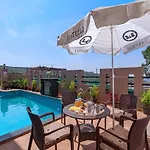 Stayvista\'S Skyline Villa - Mountain-View Villa With Swimming Pool And Terrace