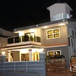 Inaya Bungalow
