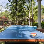 Mountain\'S Edge By Stayvista - Mountain-View Villa With Chic Interiors, Verandah, And Indoor Activities