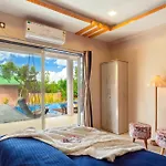 Malibu Villa By Hill Staytion