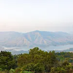 Valley View Hotel