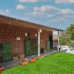Skai Villa By Hill Staytion
