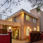 Stayvista\'S Tableland Vista - Hill-View Haven With Jacuzzi & Terrace