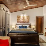 Stayvista\'S Grace & Light - Hill-View Villa With Outdoor Pool, Terrace & Games Room