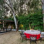 Stayvista\'S Grace & Light - Hill-View Villa With Outdoor Pool, Terrace & Games Room