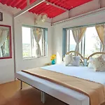 Tabletop Boutique Resort