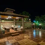 The Edge Villa By Hillstaytion