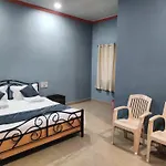 Monkeycap Tourist Hostel