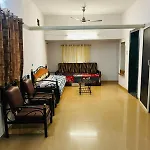Hotel Samrat