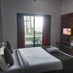 Hotel Om Palace