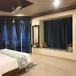 Triveni Stays Horizon 4 Bedroom