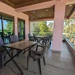 Hotel And Villa Samarth Palace
