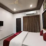 Hotel And Villa Samarth Palace