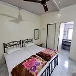 Sameena Guest House