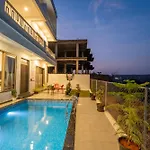 Twilight Villa