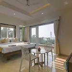 Forest Breeze Inn