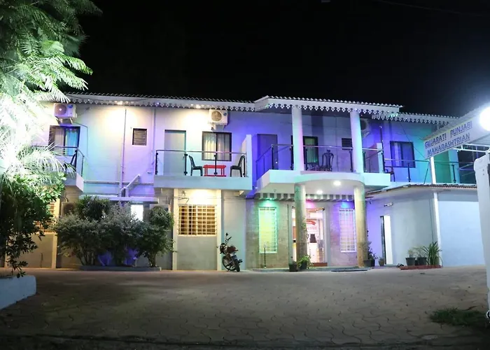 Param Hotel And Restaurant