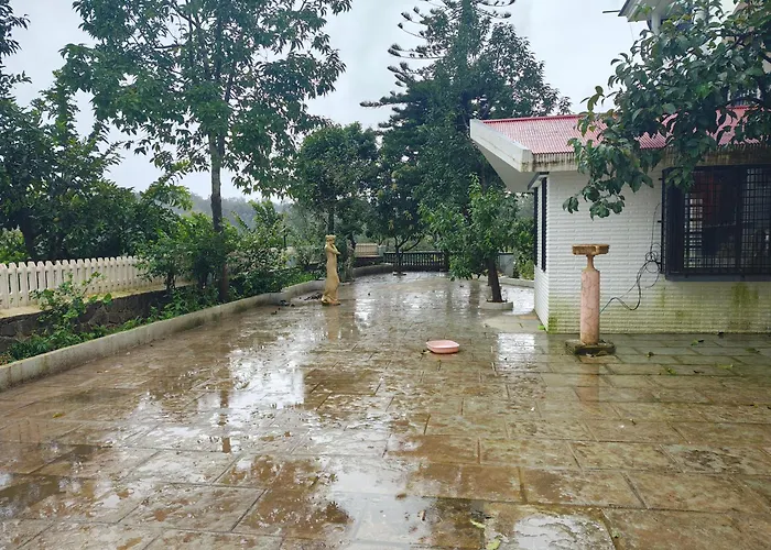 Baba\'S Inn Estate