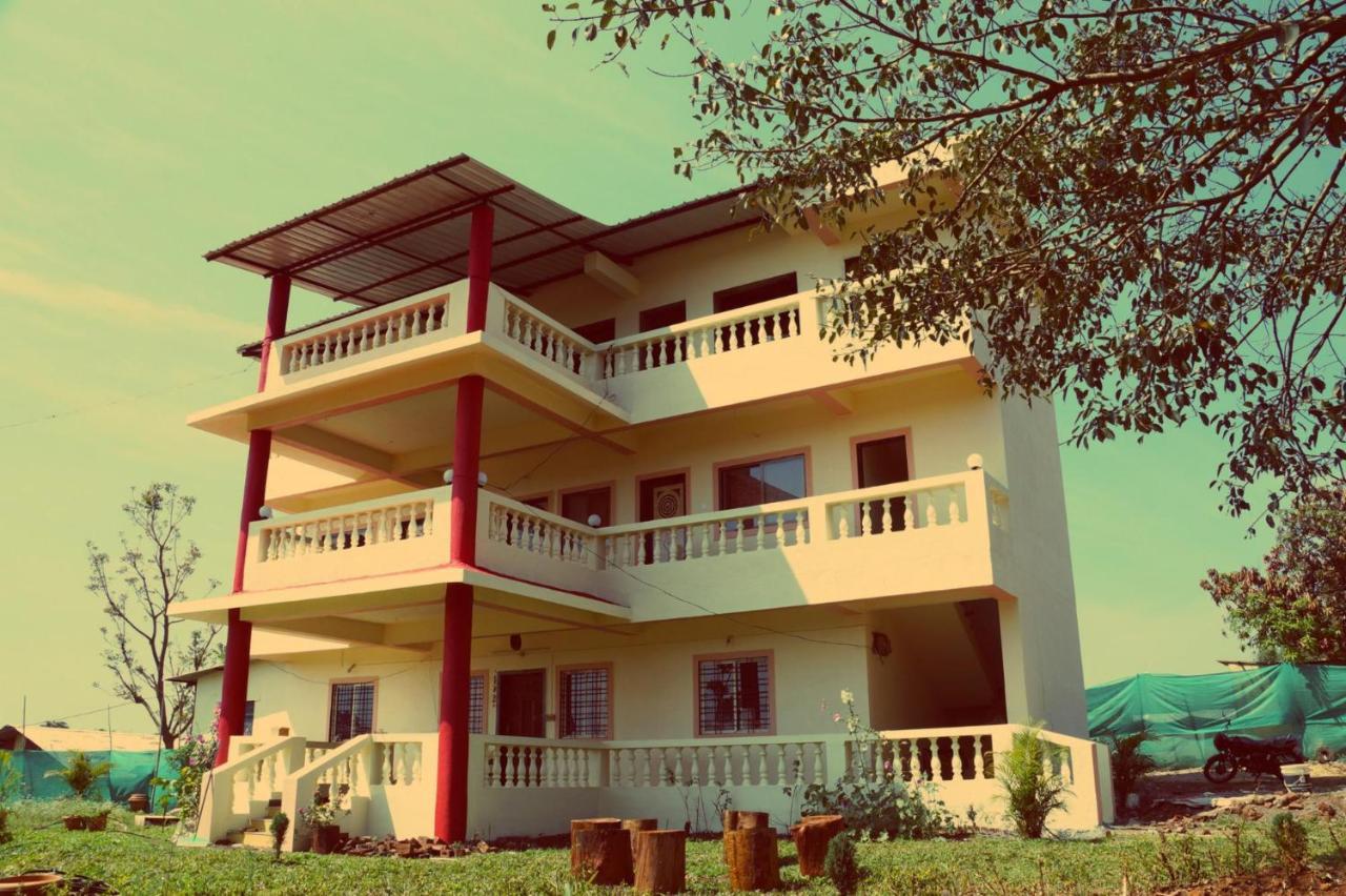 Vasant 3*