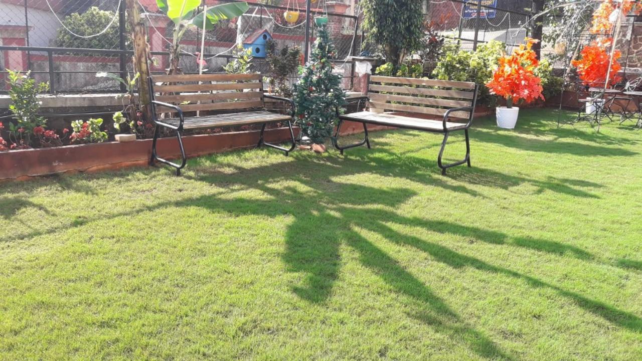Ratan Villa *