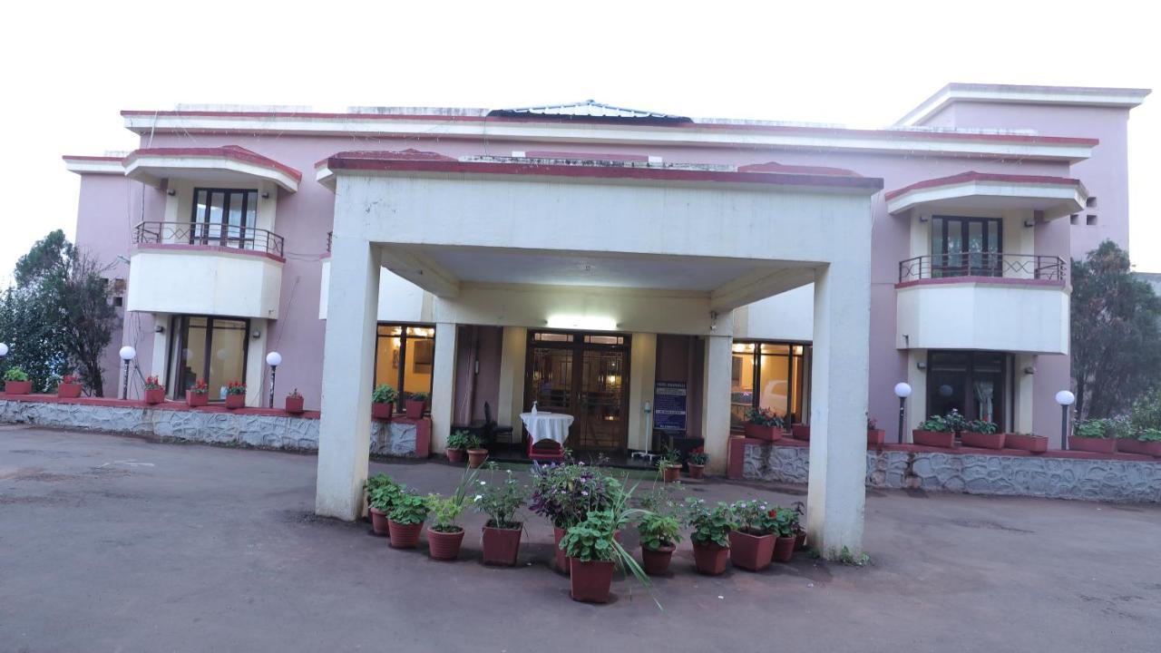 The Dhanhills - A Valley View In Hotel 3*