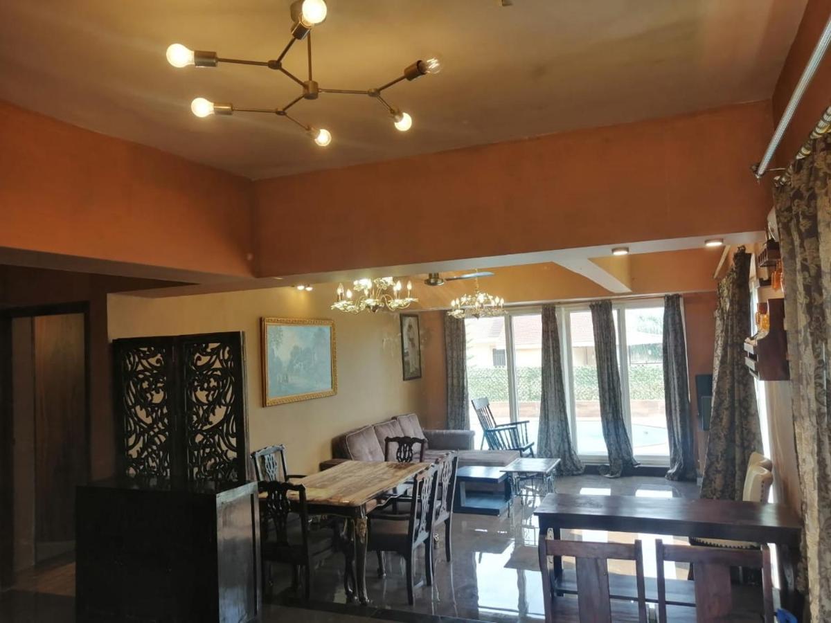 Villa Ratan *