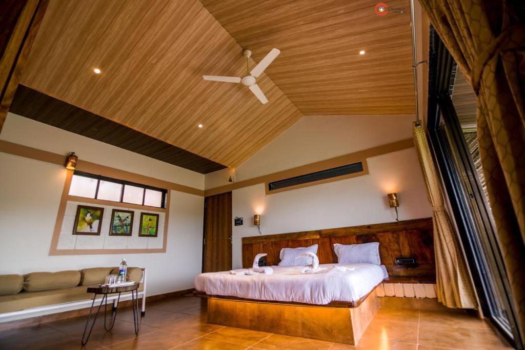 Gurusparsh Bed & Breakfast
