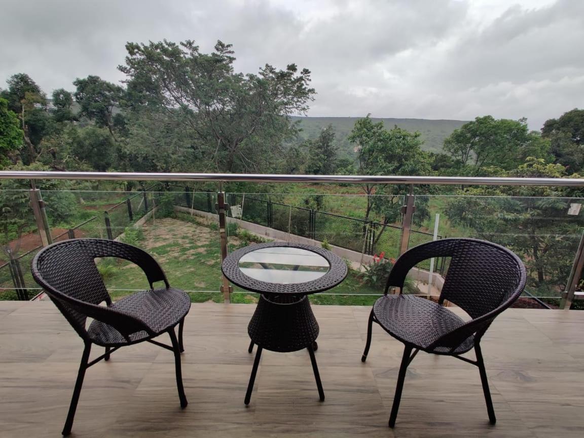Mansha Villa