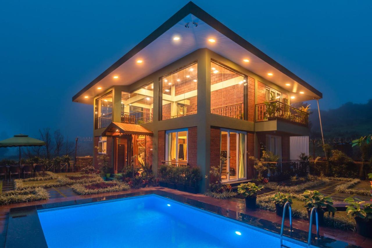 Status Villa: Traditional-modern Retreat With Valley Views And Private Pool Panchgani