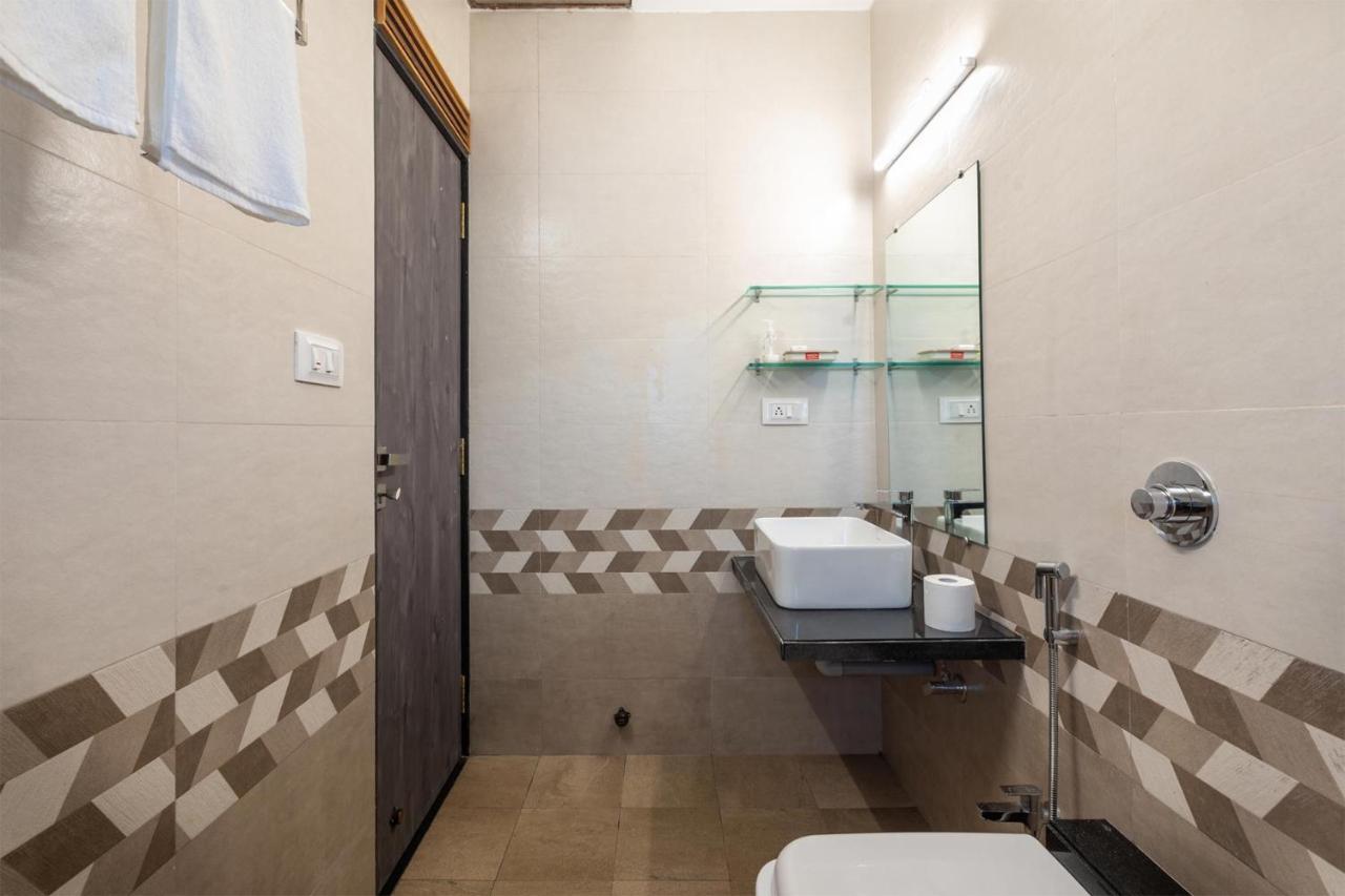 Status Villa: Traditional-modern Retreat With Valley Views And Private Pool Panchgani
