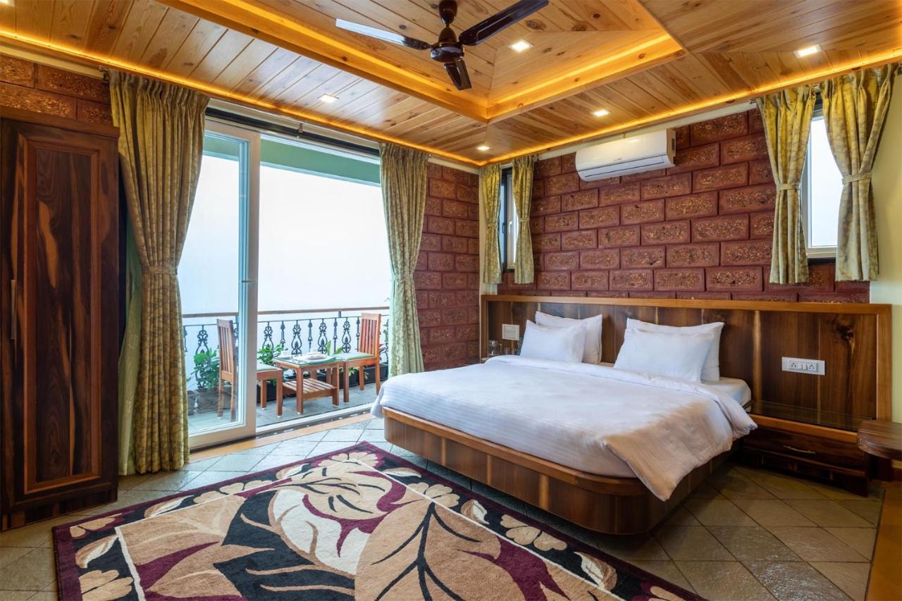 Status Villa: Traditional-modern Retreat With Valley Views And Private Pool Villa