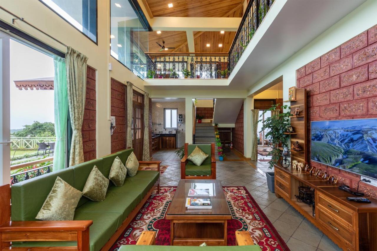 Villa Status Villa: Traditional-modern Retreat With Valley Views And Private Pool
