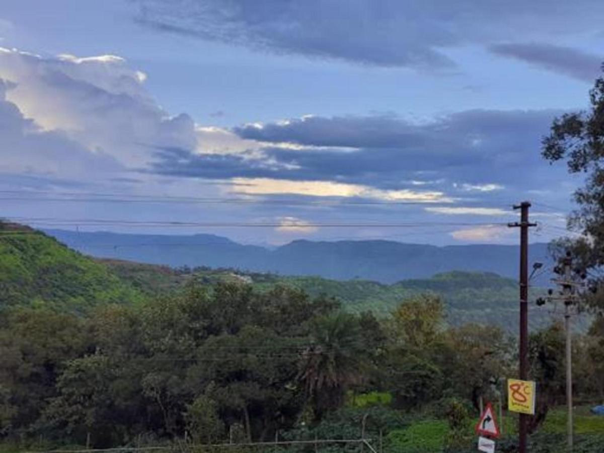 Crown Hotel Panchgani