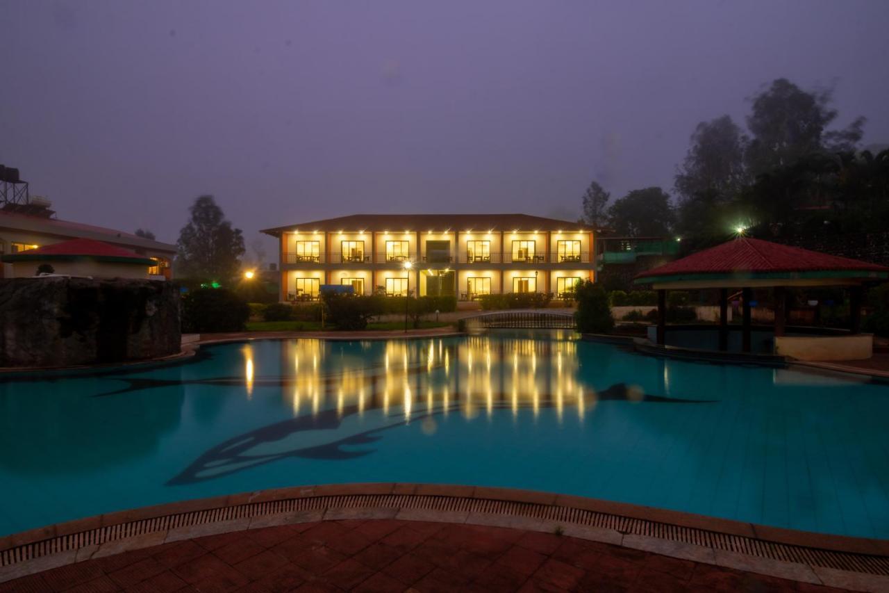 Aveda Blue Country Resort 3*