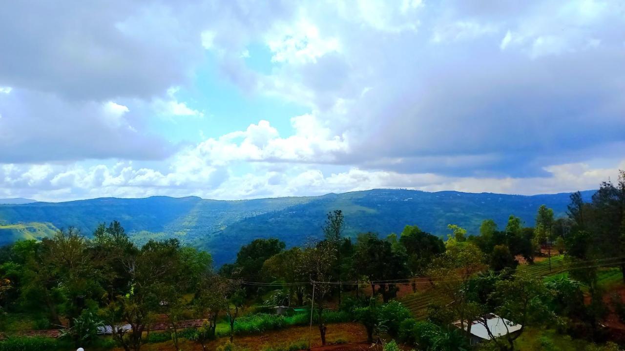 Villa Dadaji *