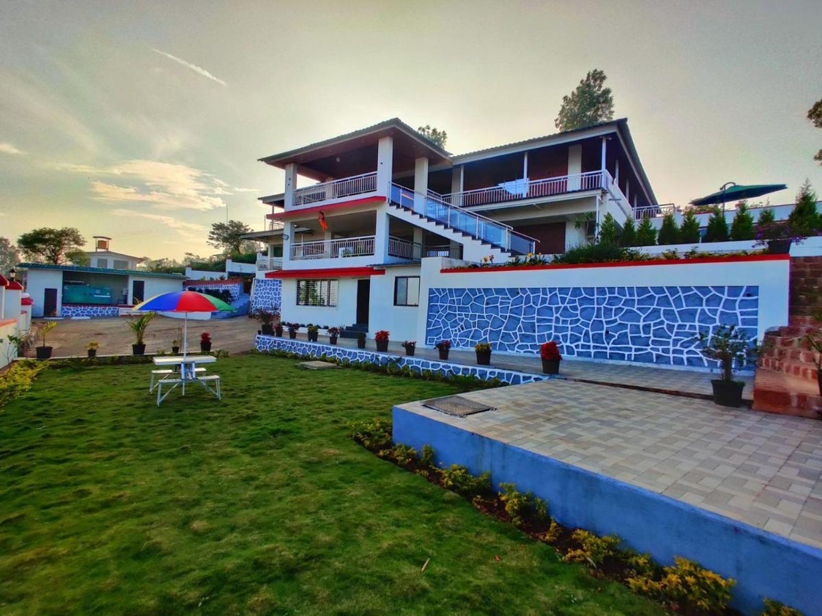Hotel Silver Petal 3*