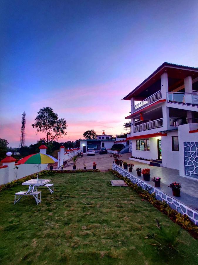 Silver Petal Panchgani