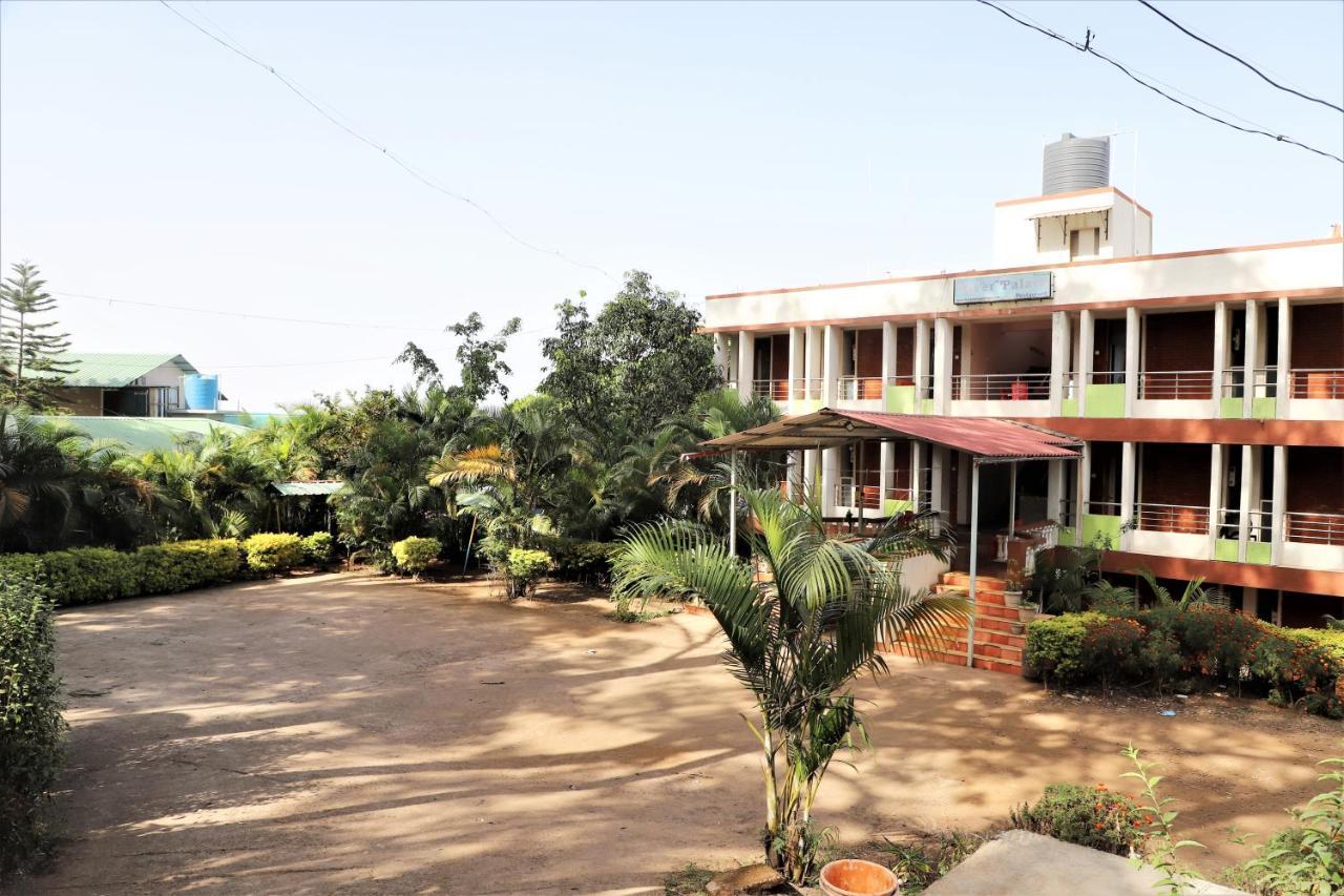 River Palace - A Valley View