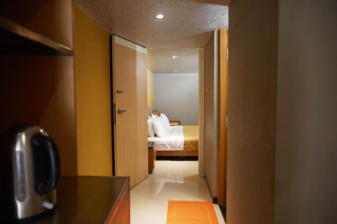Summer Plaza 3*