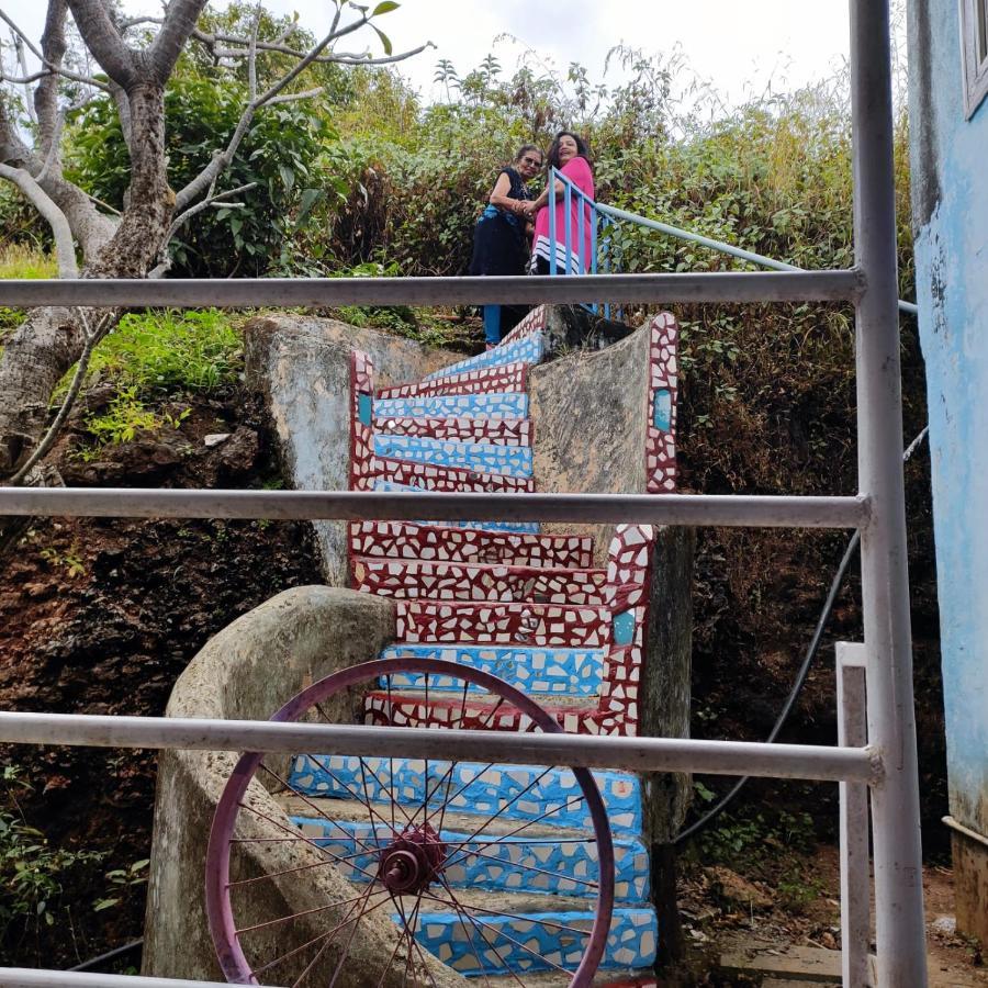 Homestay Tabletop Balcony - Valley View With Massive Hall