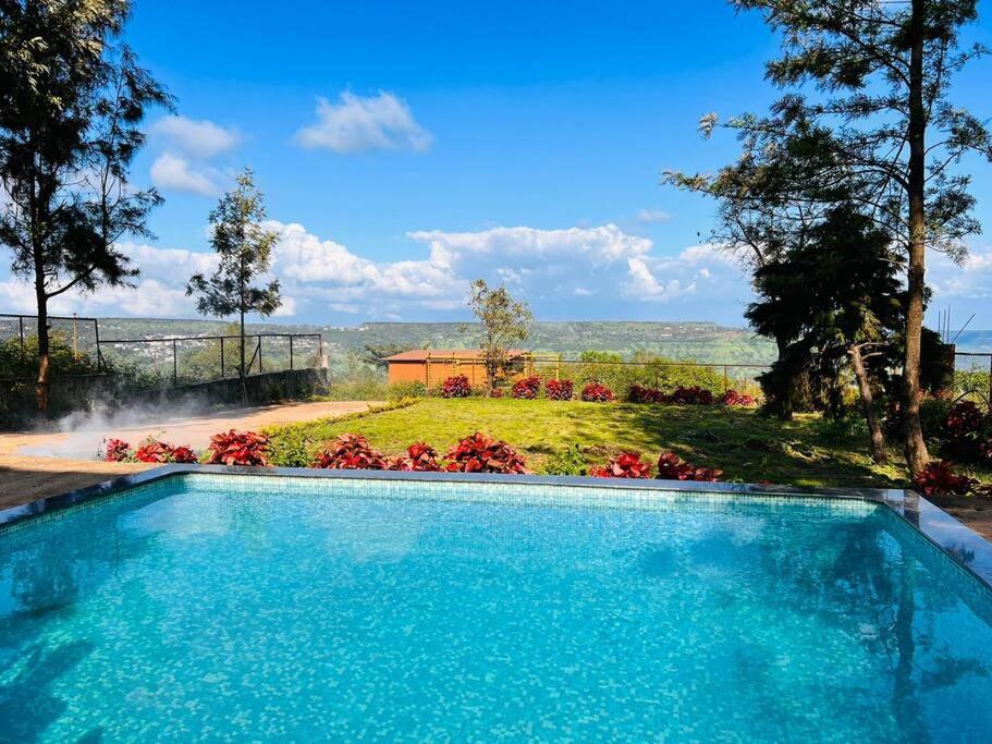 West Valley Casa East