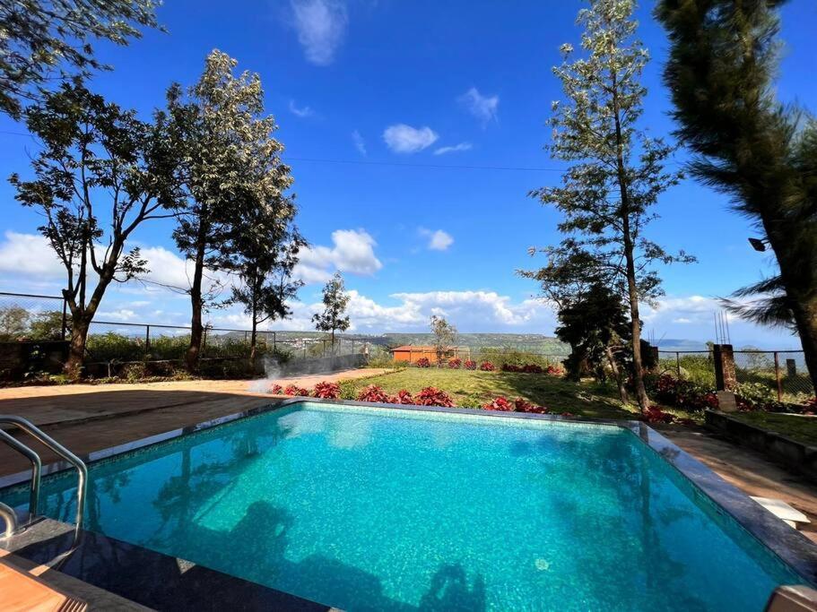 Villa West Valley Casa East