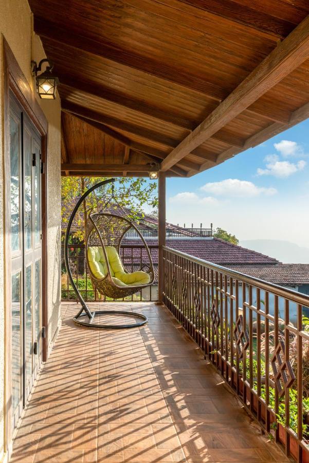 Courtyard By Hill Staytion Homestay