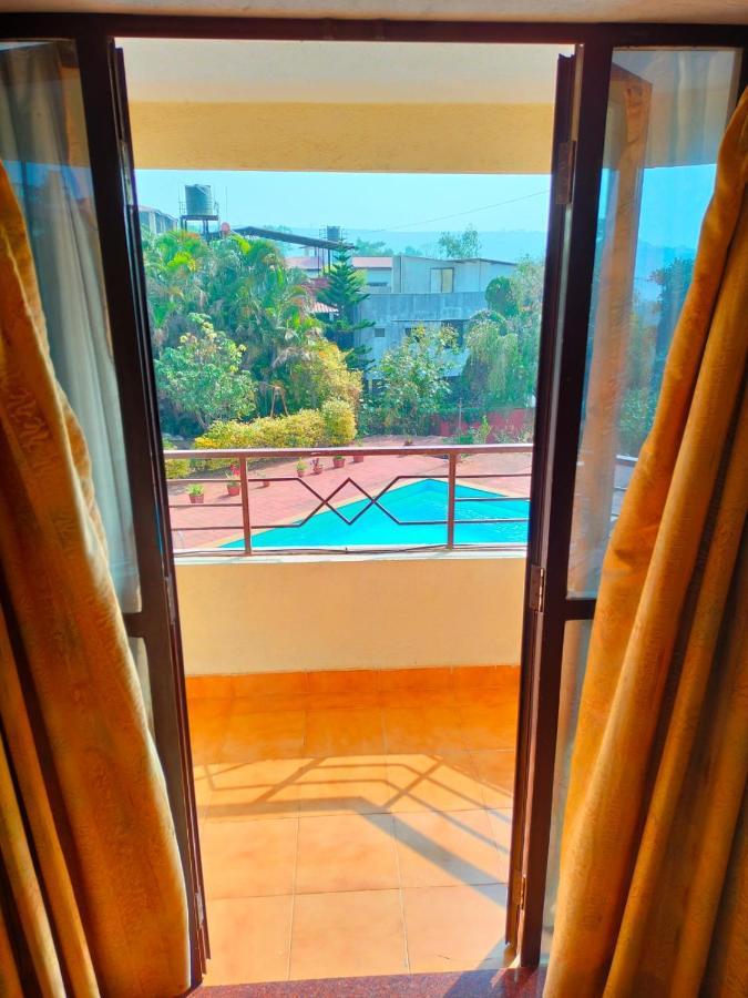 Hotel The Dhanhills - A Valley View In Panchgani